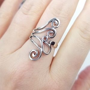 {Ocean Spirit Ring}.925 Sterling Silver Swirl